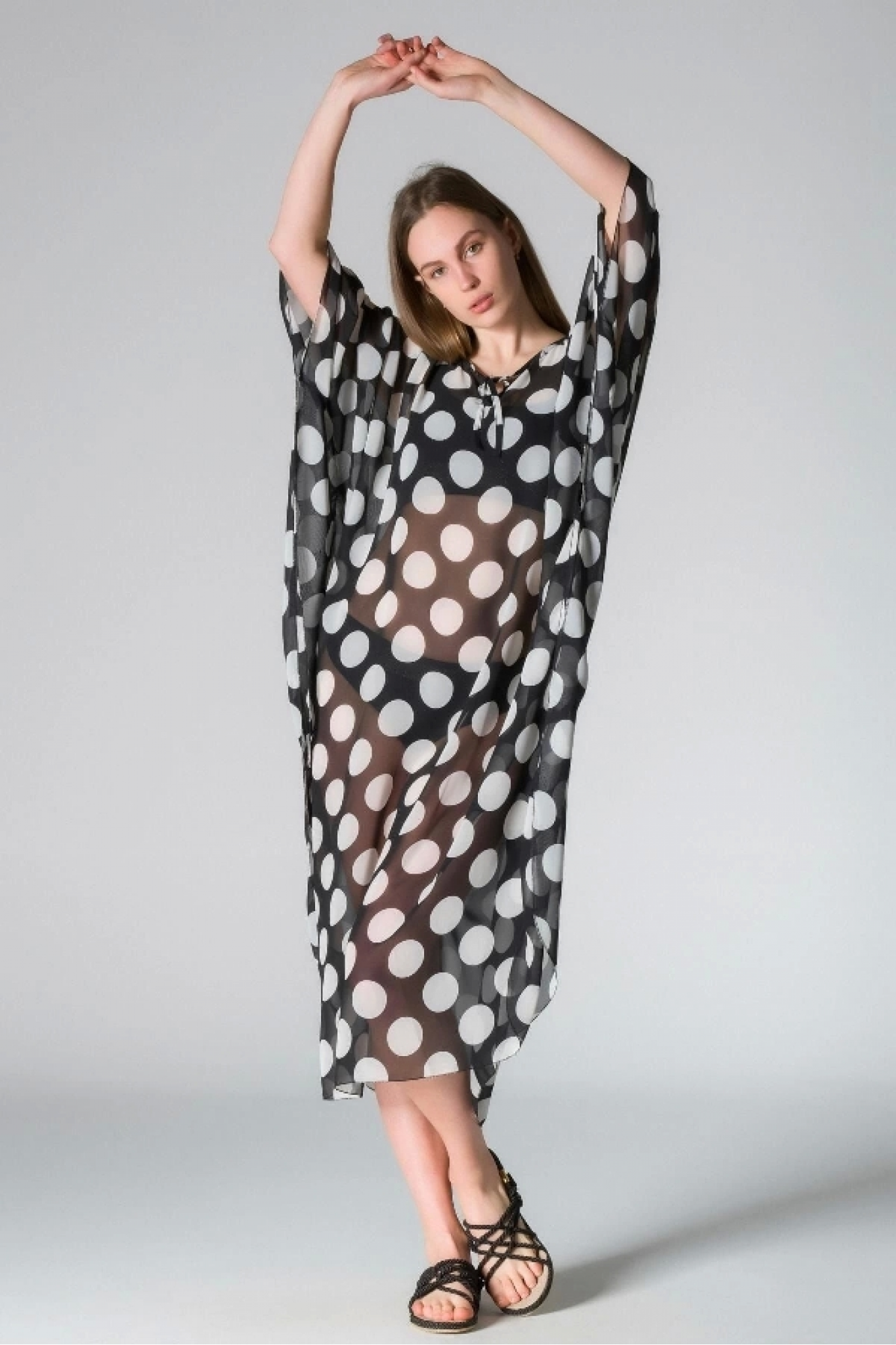 Freshness P-15 Uzun Puantiyeli Desenli Pareo