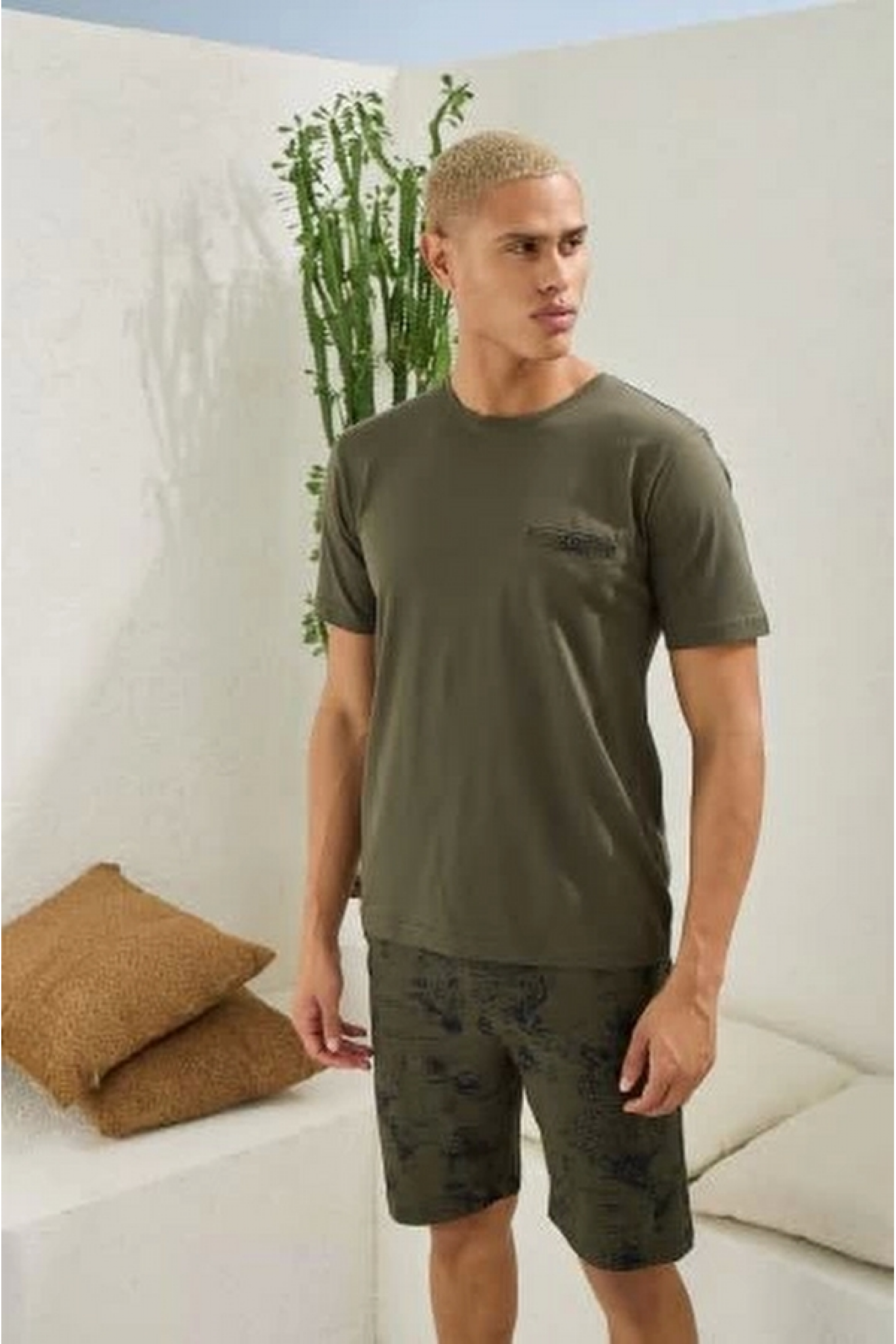 Kocabey 2004 Erkek O Yaka Şortlu Takım